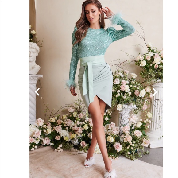 NEW SEASON Stunning Lavish Alice sequin feather embellished midi dress in sage - Picture 3 of 13